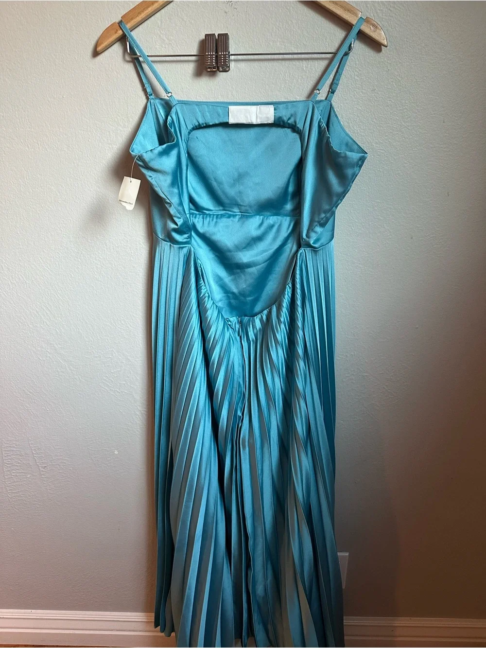 NWT Abercrombie Giselle Satin Pleated Midi Dress XLT Tall